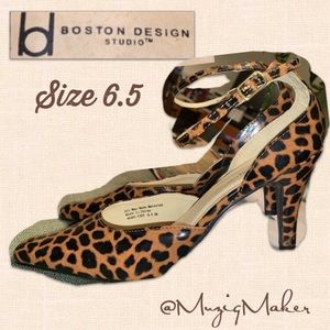 Boston Design Studio Leopard Pump w/ankle strap